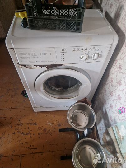 Стиральная машина indesit