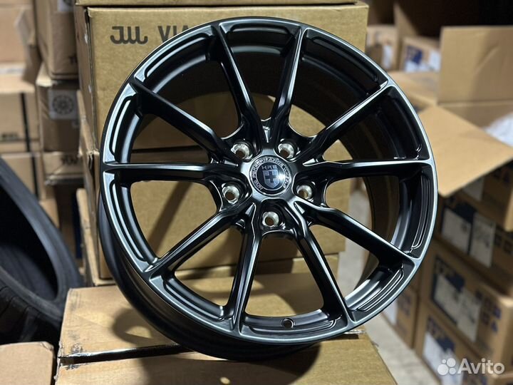R17 5x114,3 HRE P104SC Satin Black