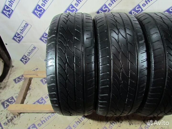 Cooper Zeon XST-A 235/60 R16 97P