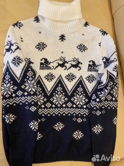 Свитер новогодний