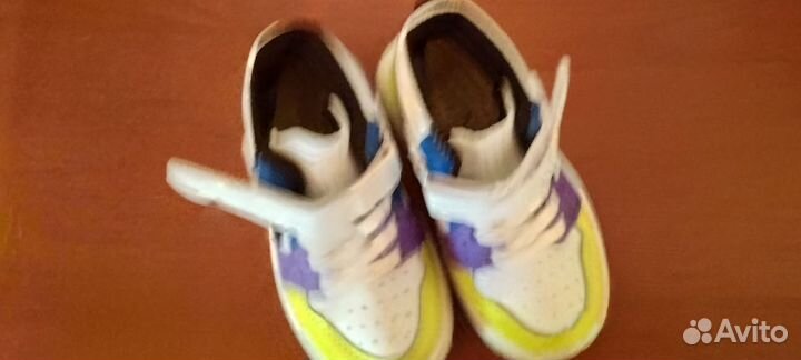 Кроссовки для мальчика или девочки