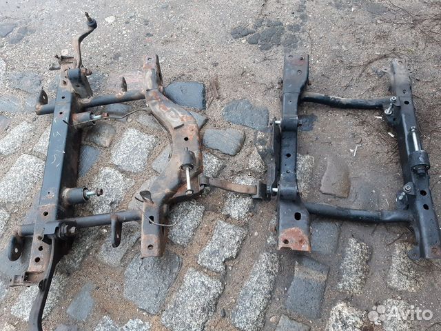 Балка пережняя Mercedes ML W163