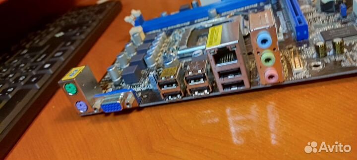 Материнская плата asrock h61m vs