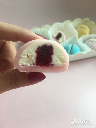 Японский десерт моти