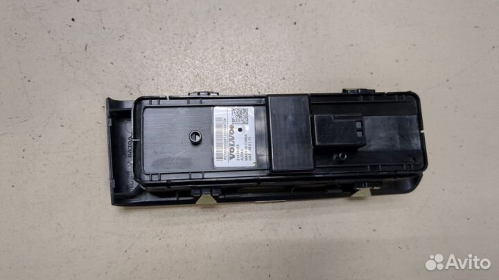 Кнопка стеклоподъемника Volvo XC40, 2019
