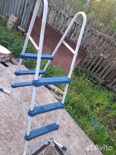 Лестница для каркасного бассейна бу