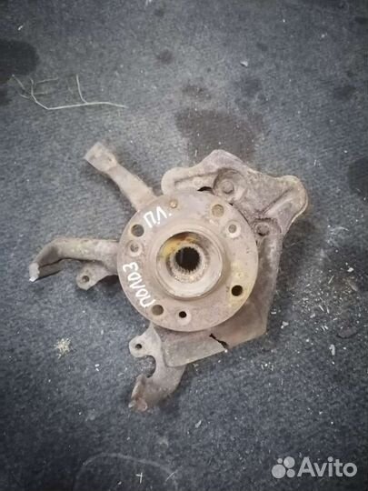 Ступица передняя Volkswagen polo 3