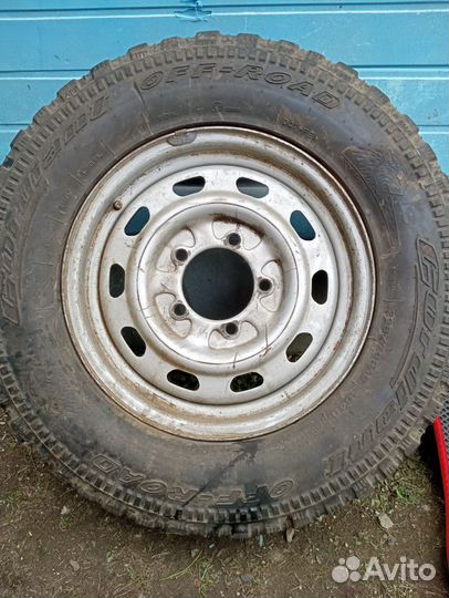 Грязевые колеса на УАЗ r16