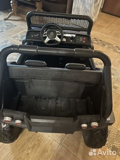 Детский электромобиль