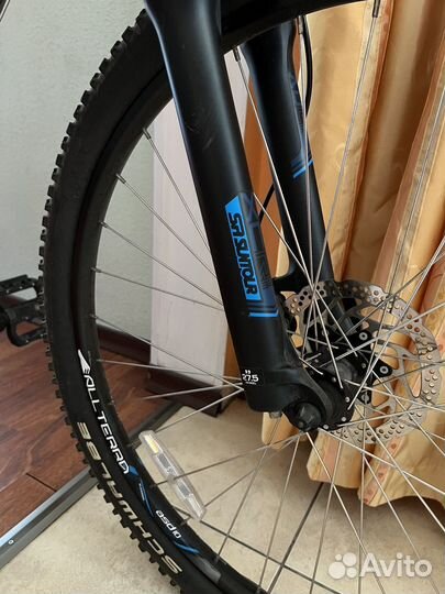 Горный велосипед GT Avalanche Elite 27.5 2016