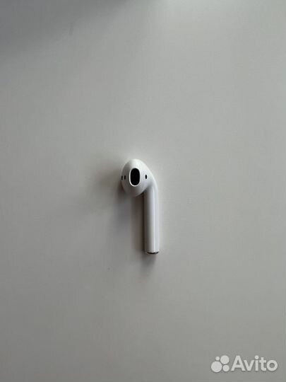 Airpods 2 оригинал левый кейс