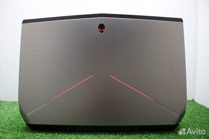 Ноутбук Dell Alienware 17 R2 бу