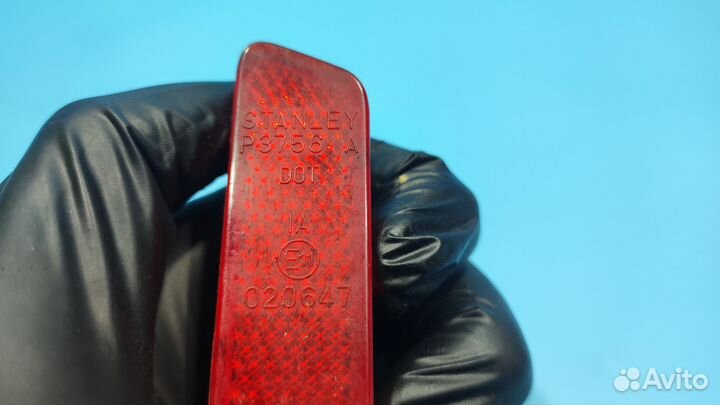 Катафот заднего бампера для Mazda 3 2003-2009