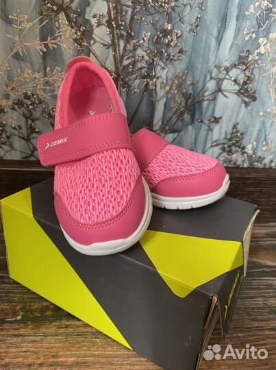 Кроссовки для девочки demix