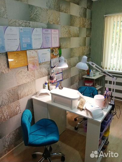 Маникюр и педикюр