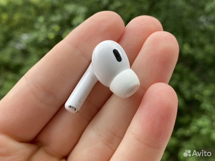 Правый/левый наушник airpods pro 2 оригинал