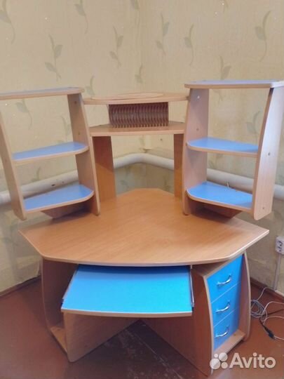 Компьютерный столик бу