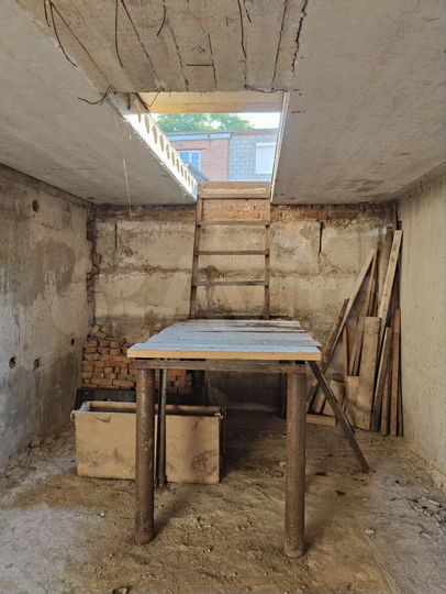 Гараж, > 30 м²