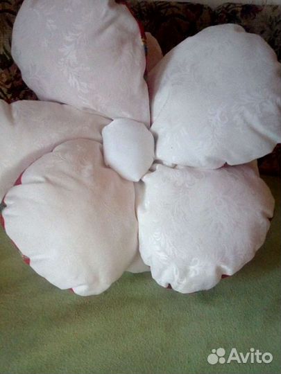 Подушка ручной работы Роза