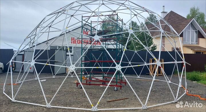Шатер геокупол для глэмпинга