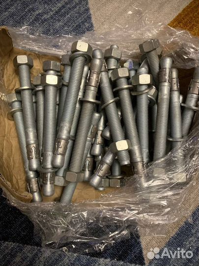 Анкер клиновой