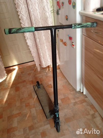 Трюковой самокат