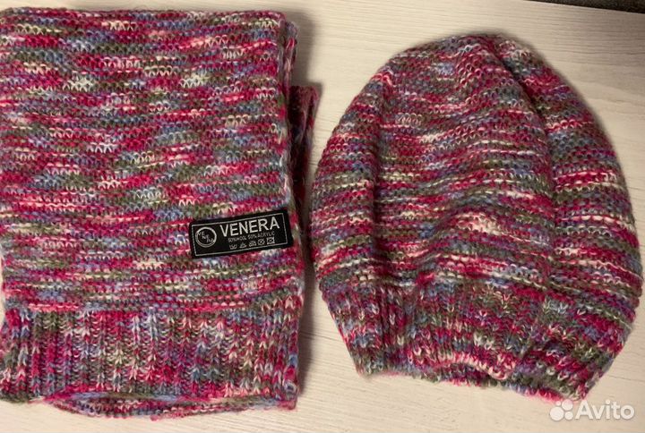 Берет и шарф