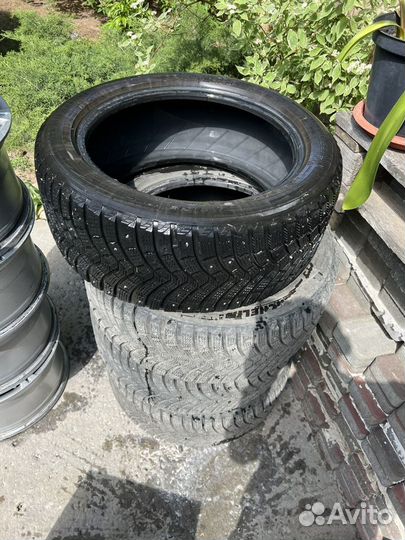 Michelin X-Ice North 225/50 R17 98T