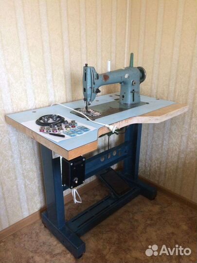 Промышленная швейная машина