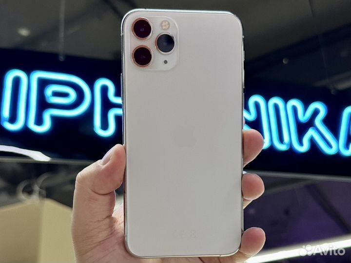 iPhone 11 Pro, 64 ГБ