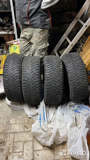 Michelin X-Ice North 4 205/55 R16 94T
