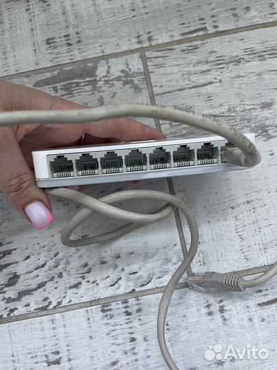 Коммутатор D-link 1008c