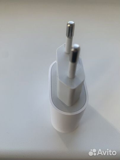 Зарядное устройство для iPhone 20W. Модель 2347