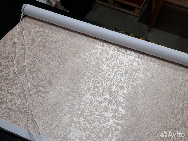 Рулонные шторы новые