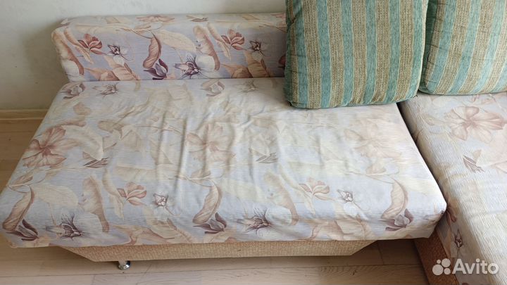 Угловой диван бу