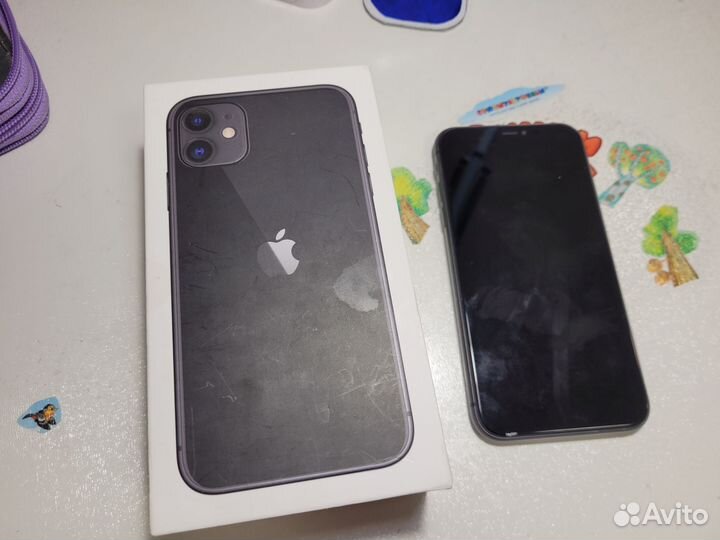 iPhone 11, 64 ГБ