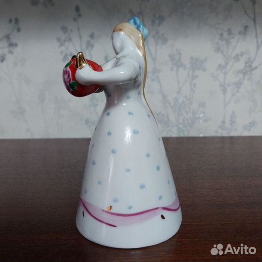 Фарфоровые статуэтки лфз дулево