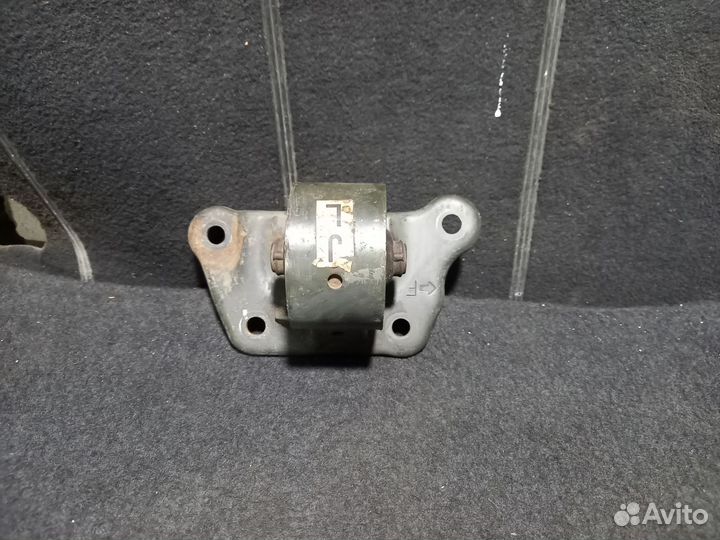 Подушка АКПП Mitsubishi Outlander 1