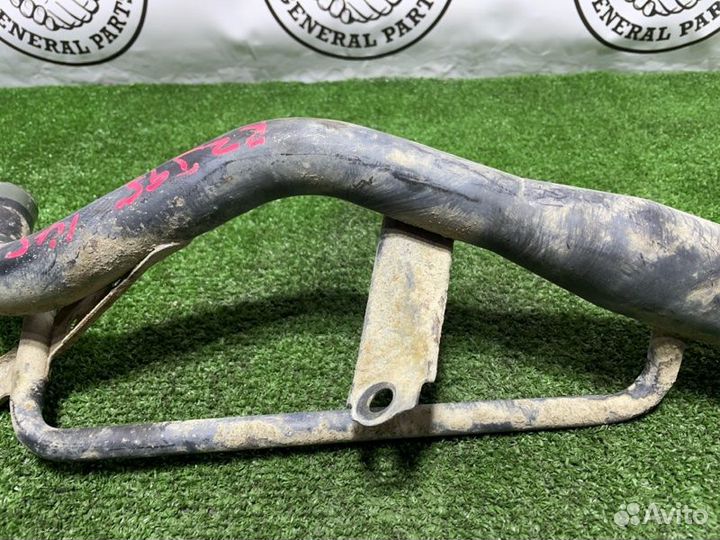 Горловина топливного бака Toyota Land Cruiser