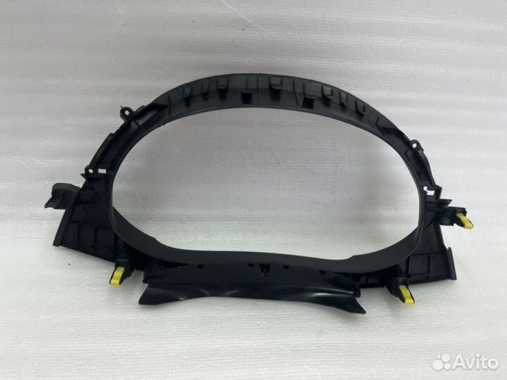 Накладка щитка приборов Toyota Corolla E180/E181