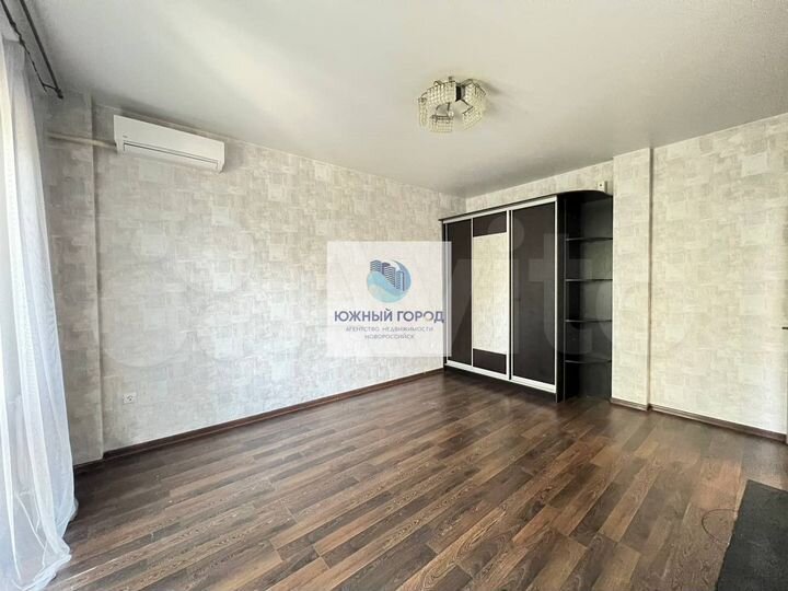 1-к. квартира, 38 м², 1/3 эт.