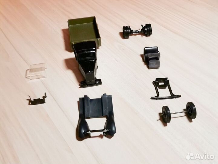 Модель 1:43 газ аа