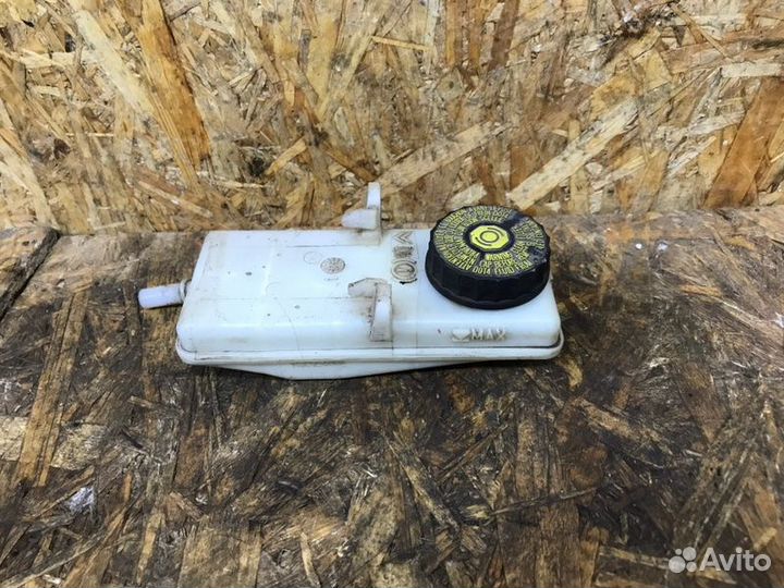 Бачок для тормозной жидкости Citroen C4 хетчбек