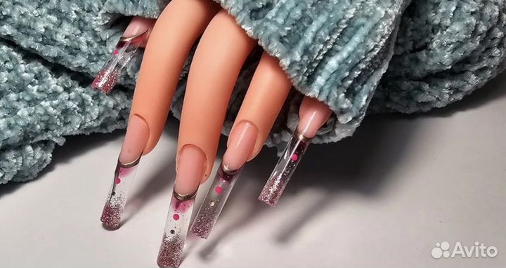 Тренировочная рука для маникюра