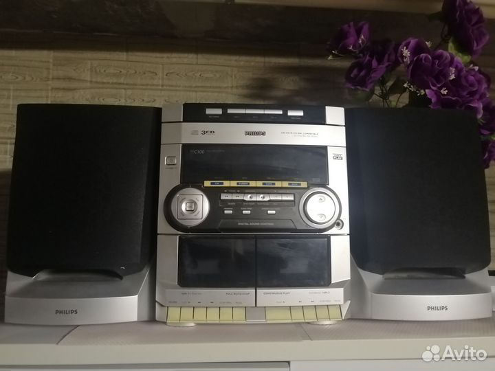 Музыкальный центр