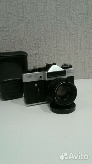 Плёночный фотоаппарат Зенит