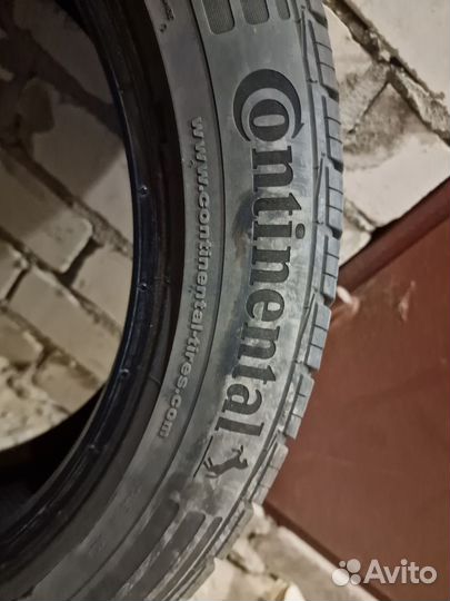 Continental ContiCrossContact LX2 215/50 R17