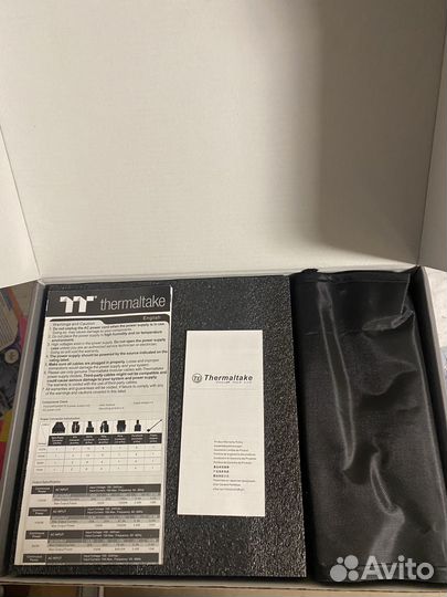 Блок питания thermaltake 1050w pf3