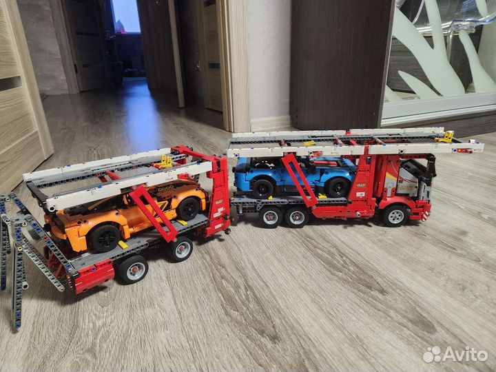 Lego technic 42098 - автовоз, 42093