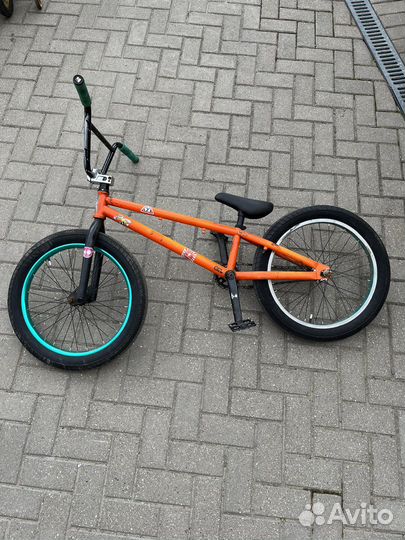 Трюковой велосипед bmx